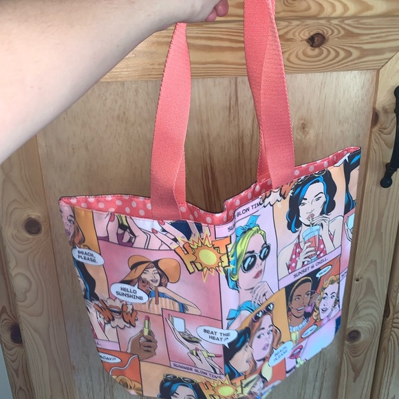 Estee Lauder Bohemian canvas beach handbag - Picture 3 of 5